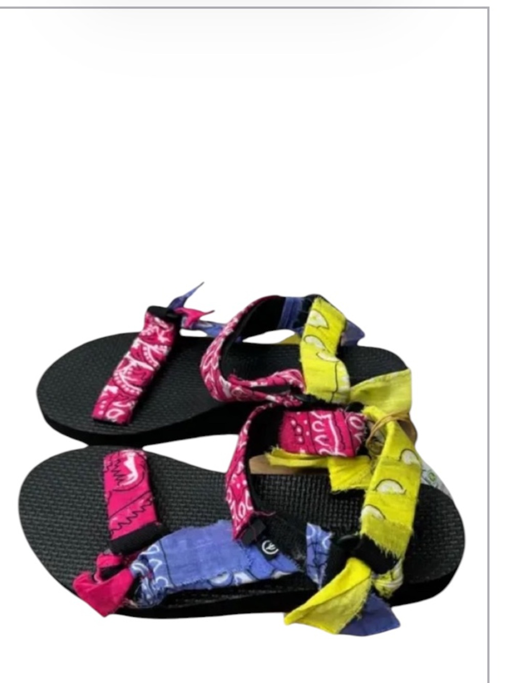 ARIZONA LOVE women’s Trekky Multi-Color Strappy Open Toe Bandana Sandal